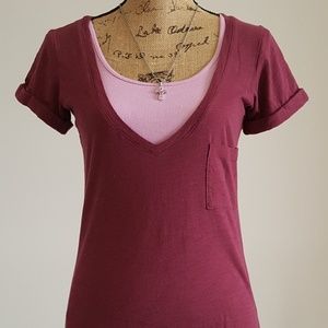 dELiA*s - V-neck